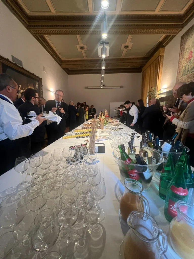 0c5f8f31-d7bb-49fc-92f9-76c1beaf4a20