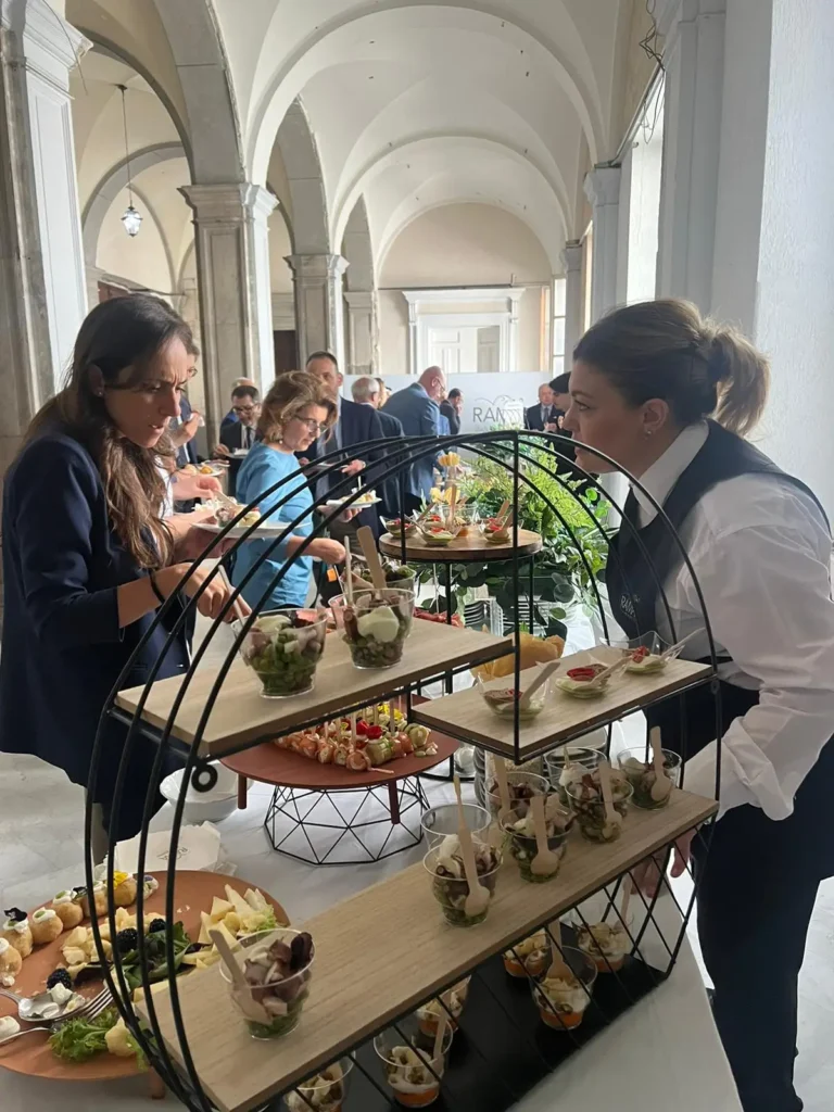 22146700-823d-4400-b421-42a3f33e97a7