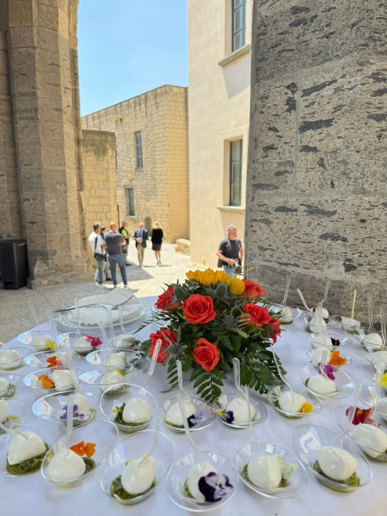 75ee0c19-8611-4e91-a0cc-6db0fd3b92c9